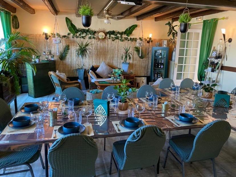 Hotel Restaurant Le Chanel Villieu Exteriér fotografie